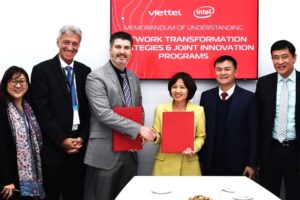 Viettel và Intel