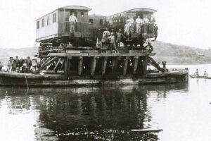 xe lửa qua sông bằng phà